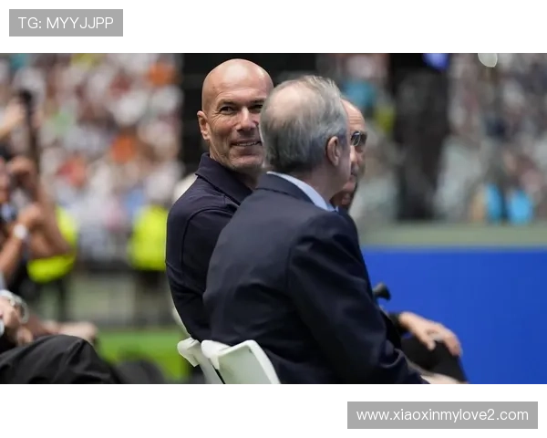 齐达内与法国队口头协议 世界杯后将正式执教